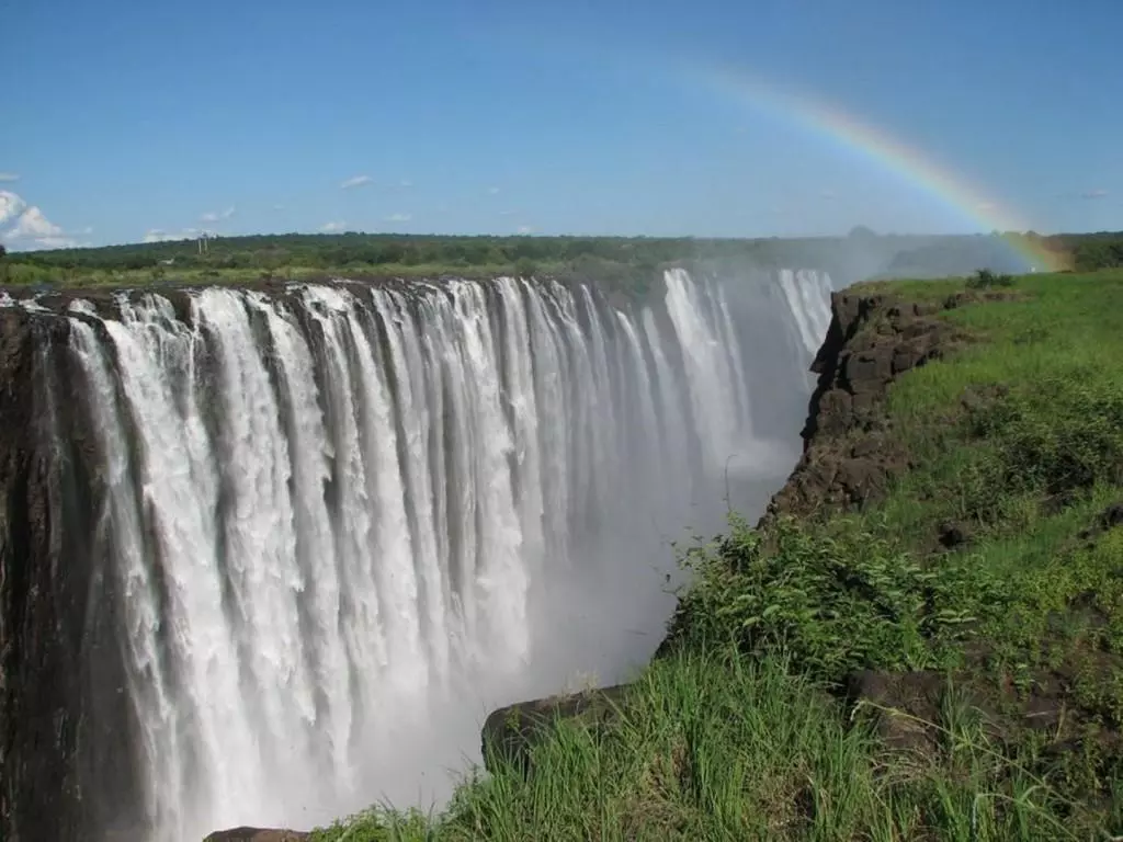 09 1 1024x768 - NAMIBIA – BOTSWANA – ZIMBABWE – wyprawa do wodospadów Wiktorii
