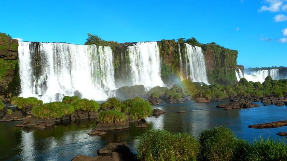 iguazu falls 455610 960 720 - BRAZYLIA: Amazonia, Foz do Iguazu i sylwester w Rio!