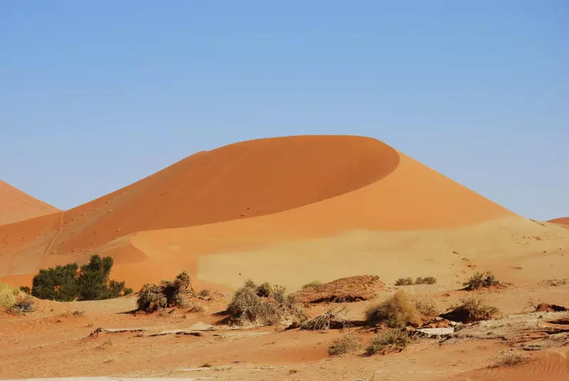 2. - NAMIBIA: wyprawa do krainy kontrastów i niepowtarzalnych krajobrazów